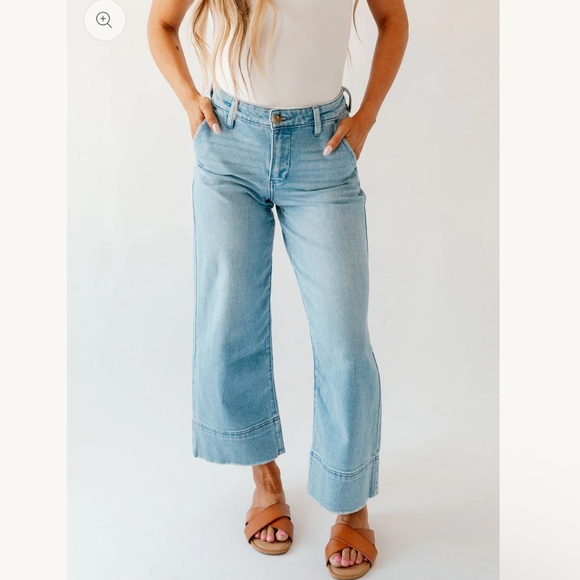 KanCan Wide Leg High Rise Cropped Jeans Size 29 - Picture 3 of 9